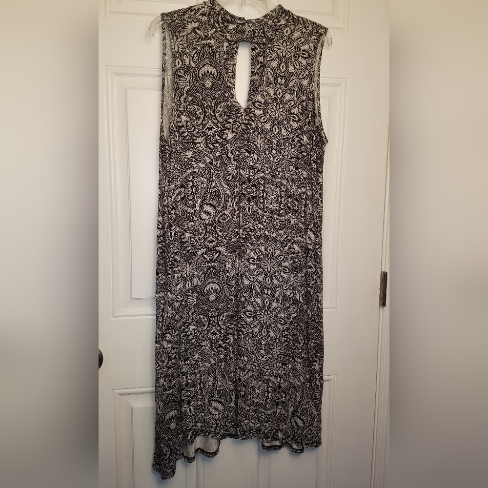 Context (Lord and Taylor) black and white dress 1X